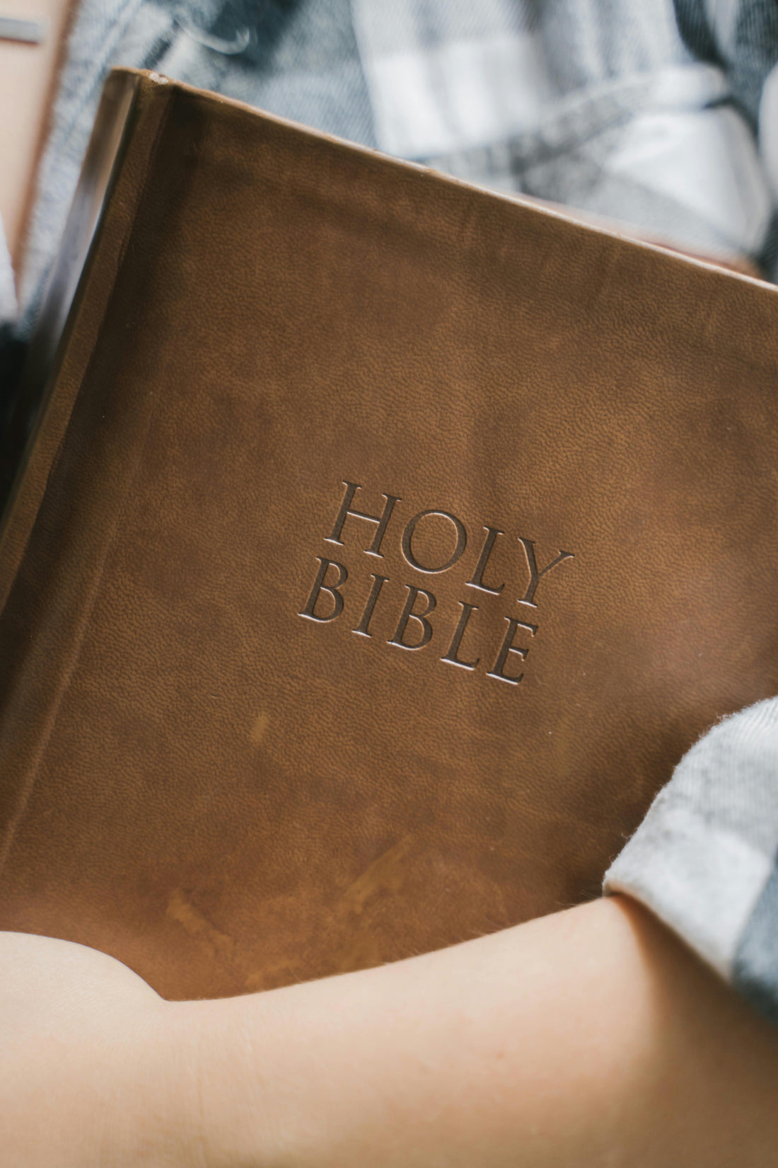 How to Read the Bible in One Month